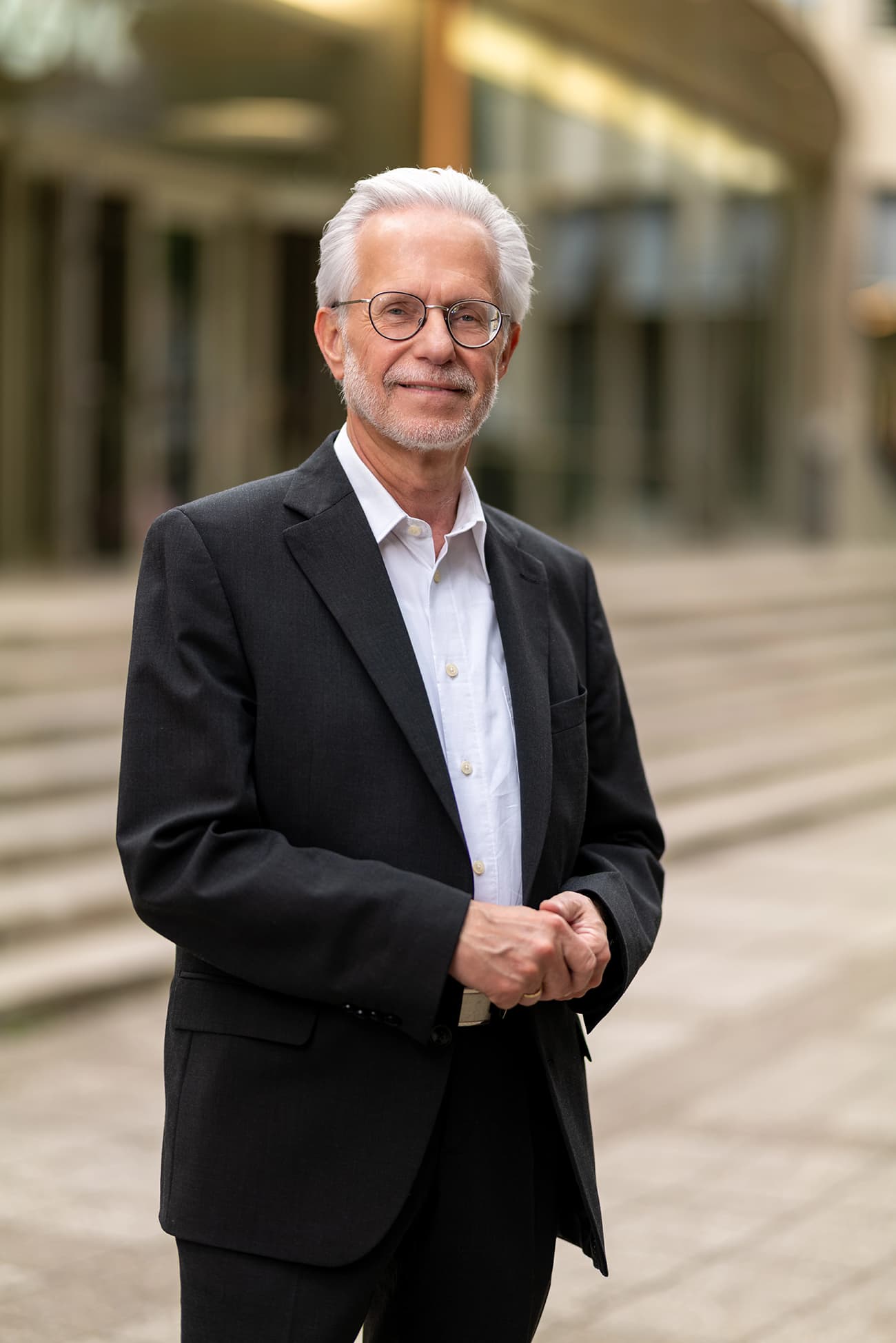 Dr. Joachim Wüst